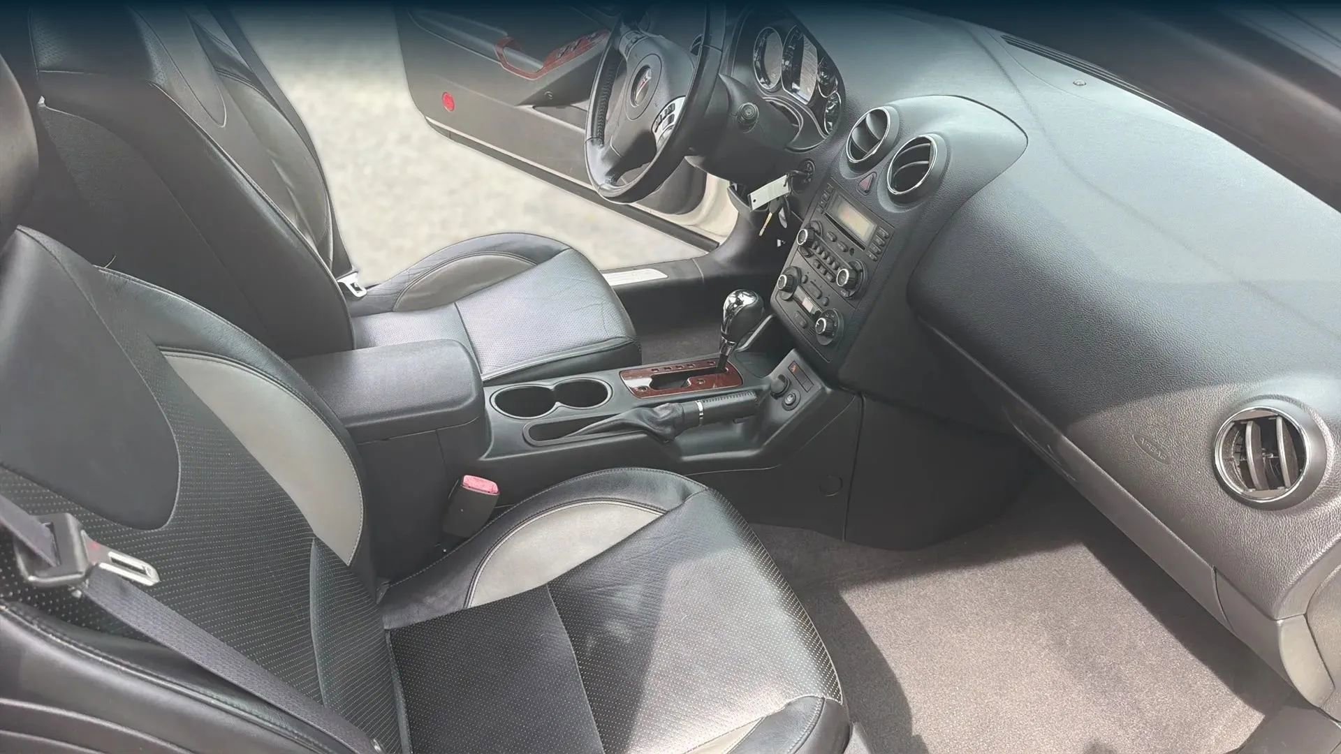 Used 2008 Pontiac G6 GT FWD image 26