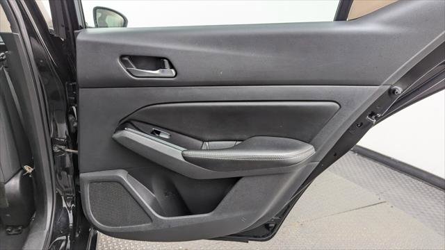 Used 2021 Nissan Altima 2.5 SV image 19