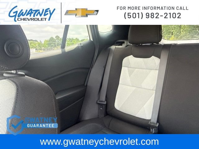 Used 2025 Chevrolet Trax RS w/ Driver Confidence Package FWD image 17