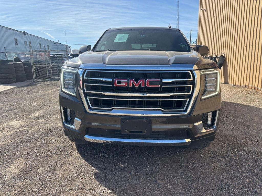 Used 2021 GMC Yukon SLT w/ SLT Luxury Package image 2