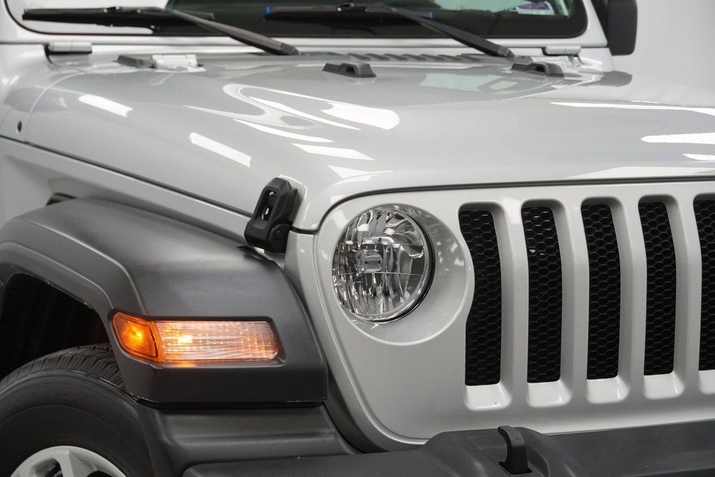 Certified 2023 Jeep Wrangler Sport S image 5