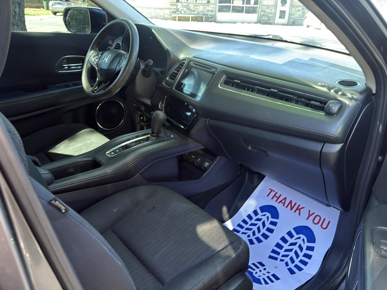 Used 2017 Honda HR-V EX image 10
