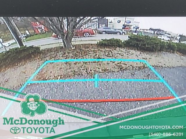 Used 2024 Toyota Camry SE image 43