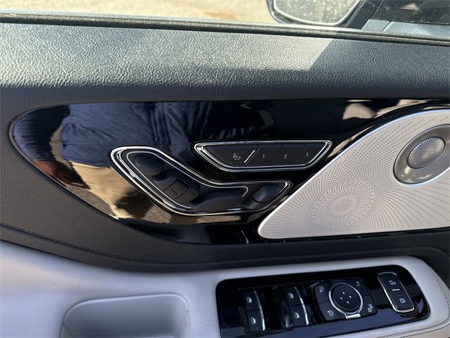 New 2026 Lincoln Aviator Reserve image 12