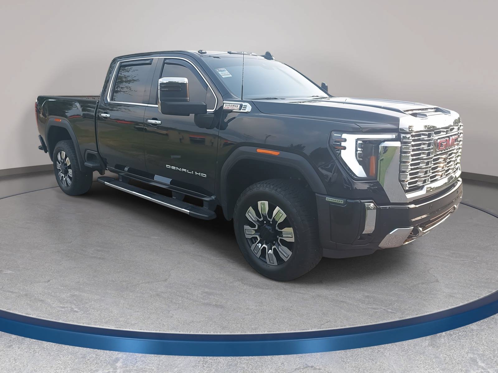 Used 2024 GMC Sierra 2500 Denali w/ Technology Package AWD/4WD image 3