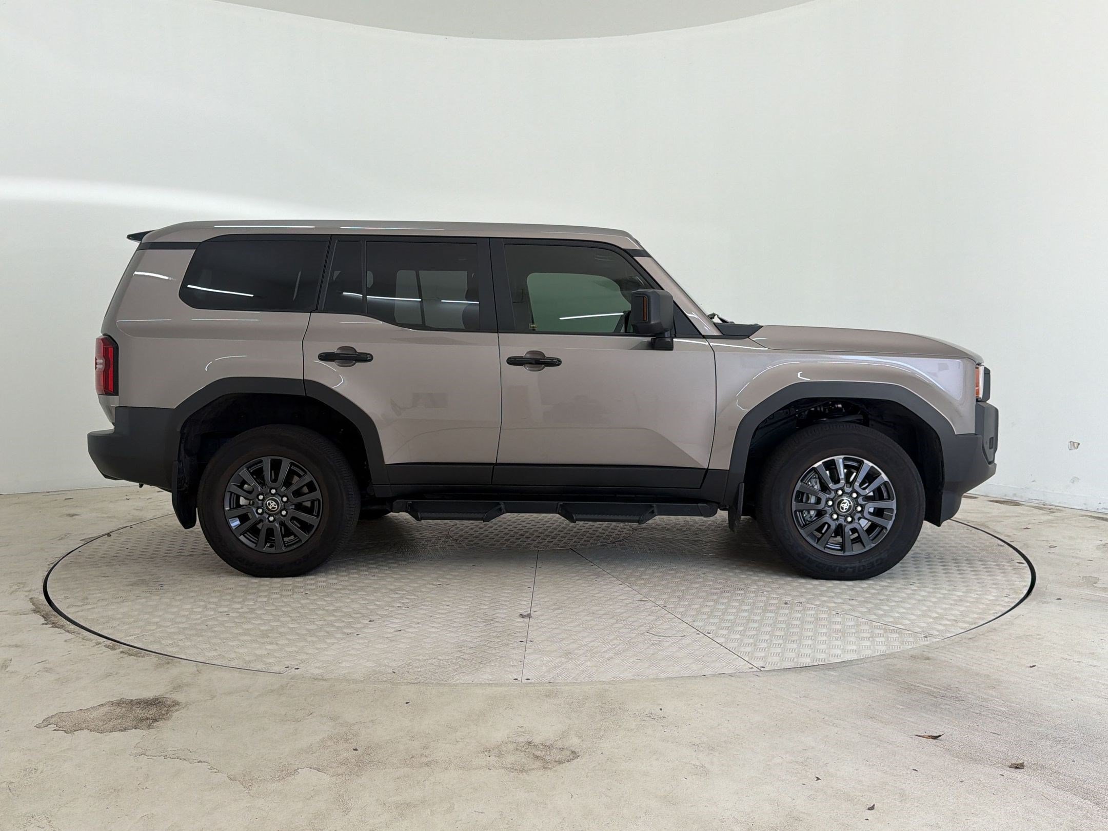 Used 2025 Toyota Land Cruiser 1958 AWD/4WD image 8