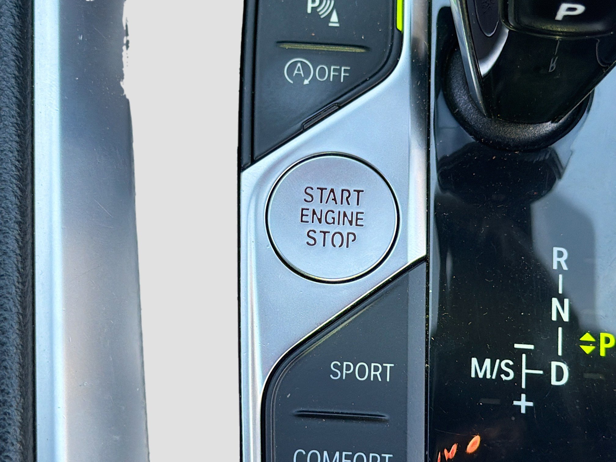 Used 2020 BMW Z4 M40i w/ Executive Package image 34