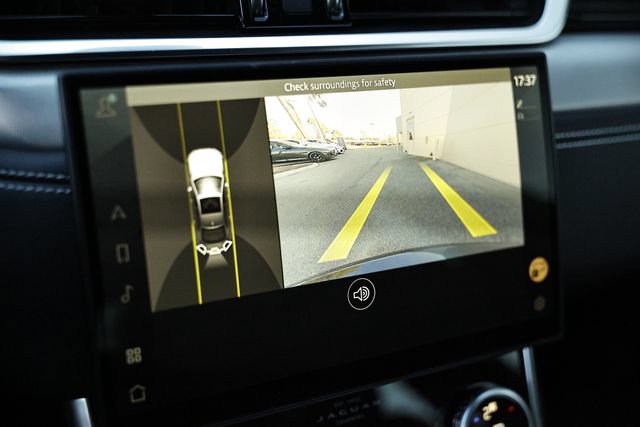 New 2024 Jaguar XF R-Dynamic SE AWD/4WD image 46
