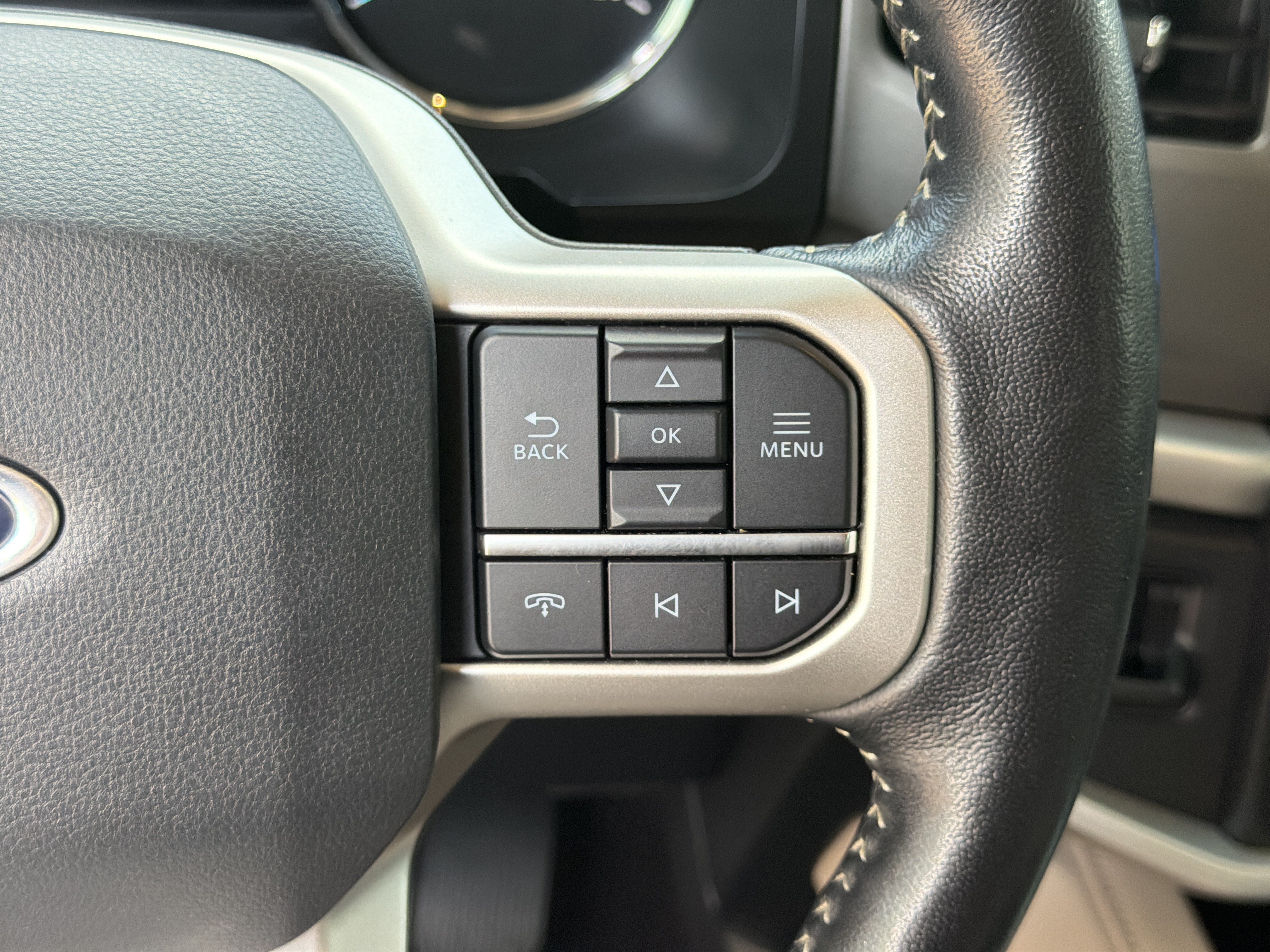 Used 2022 Ford Expedition XLT AWD/4WD image 32