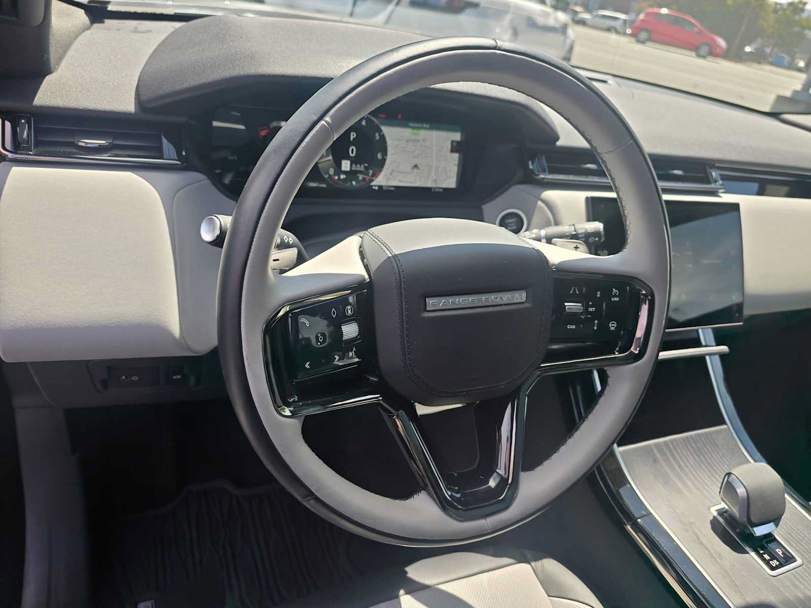 Used 2026 Land Rover Range Rover Velar S AWD/4WD image 27
