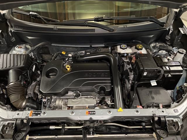Used 2023 Chevrolet Equinox LS image 17