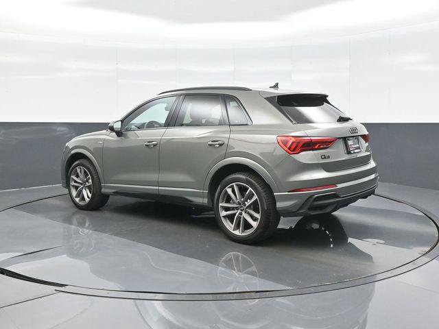 Used 2025 Audi Q3 2.0T Premium w/ Convenience Package AWD/4WD image 5