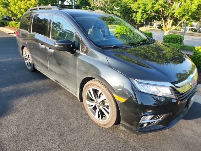 Used 2019 Honda Odyssey Elite image 3