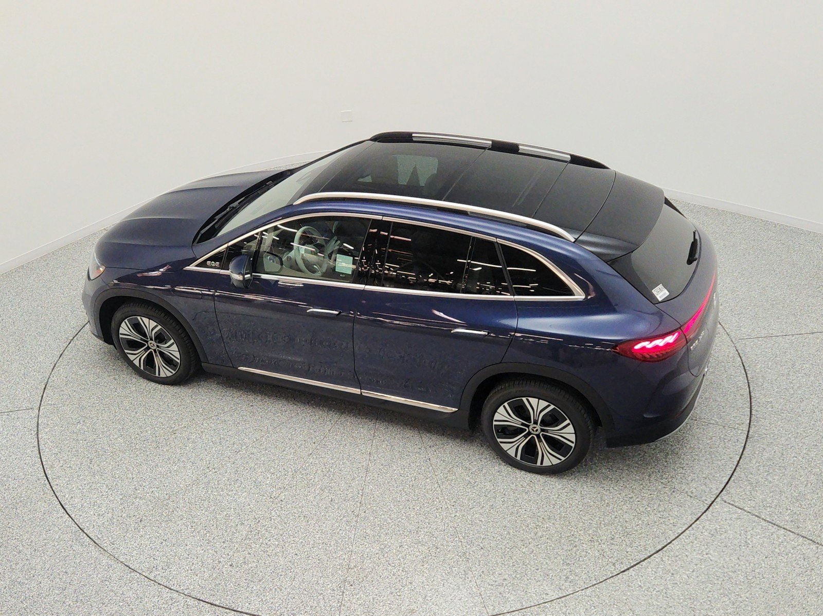 New 2026 Mercedes-Benz EQE 320 4MATIC SUV image 22