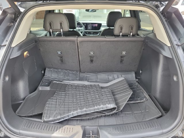 Used 2025 Buick Encore GX Sport Touring w/ Advanced Technology Package FWD image 6