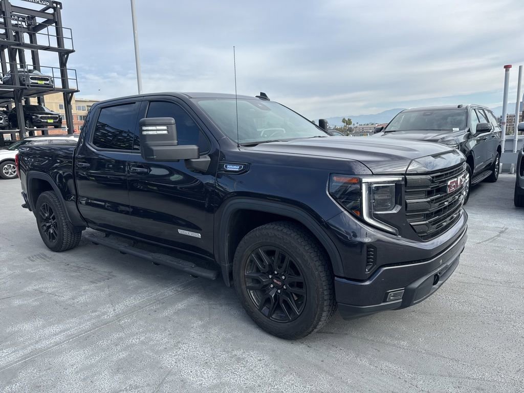 Used 2023 GMC Sierra 1500 Elevation w/ X31 Off-Road Package image 3