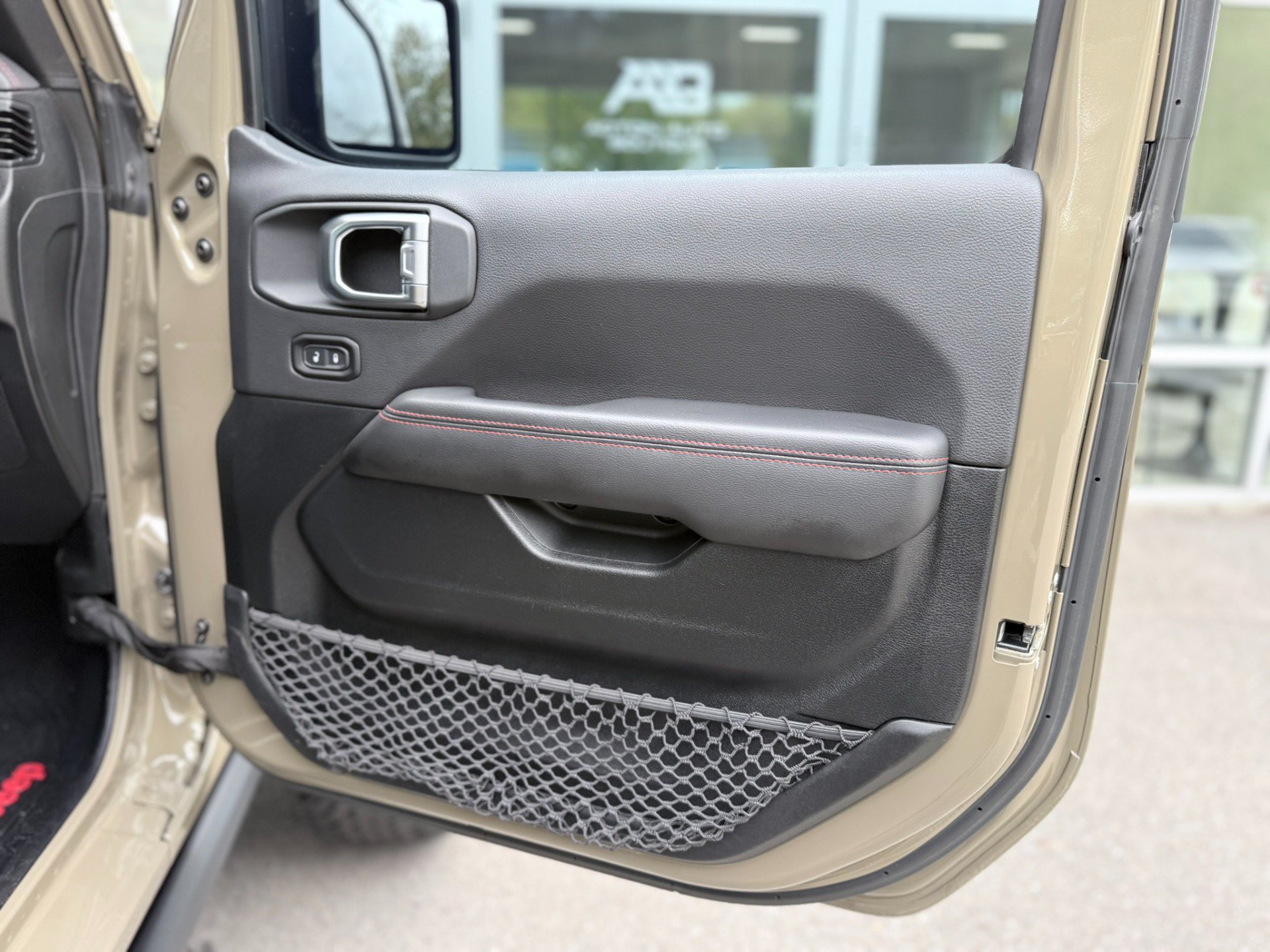 Used 2020 Jeep Gladiator Rubicon AWD/4WD image 27