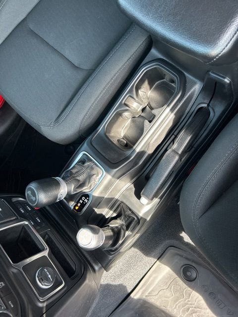 Used 2022 Jeep Wrangler Unlimited Willys image 23