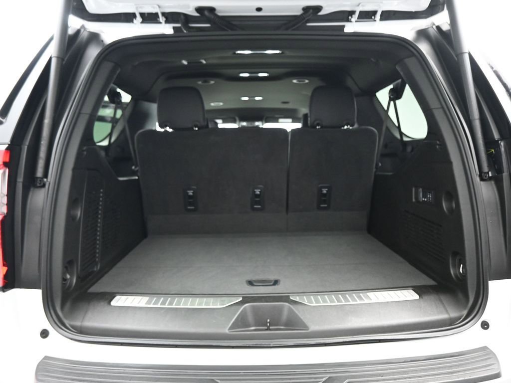 Used 2025 GMC Yukon XL Denali AWD/4WD image 25