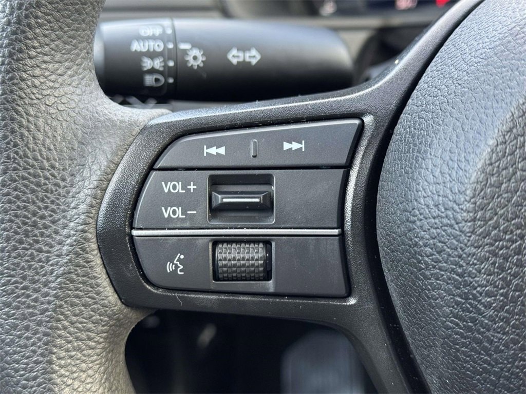 Certified 2023 Honda Accord EX image 19