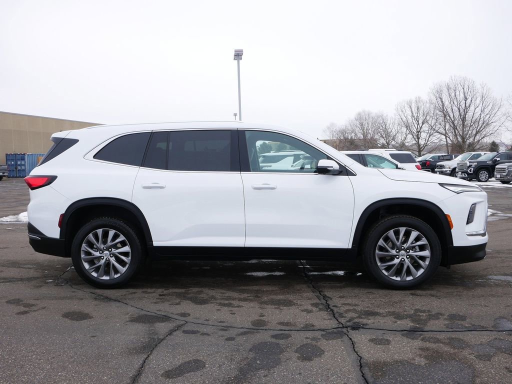 Used 2025 Buick Enclave Preferred image 8