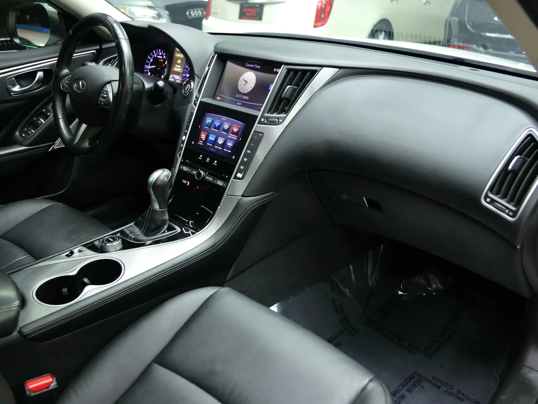 Used 2017 INFINITI Q50 2.0t w/ Moonroof Package RWD image 26