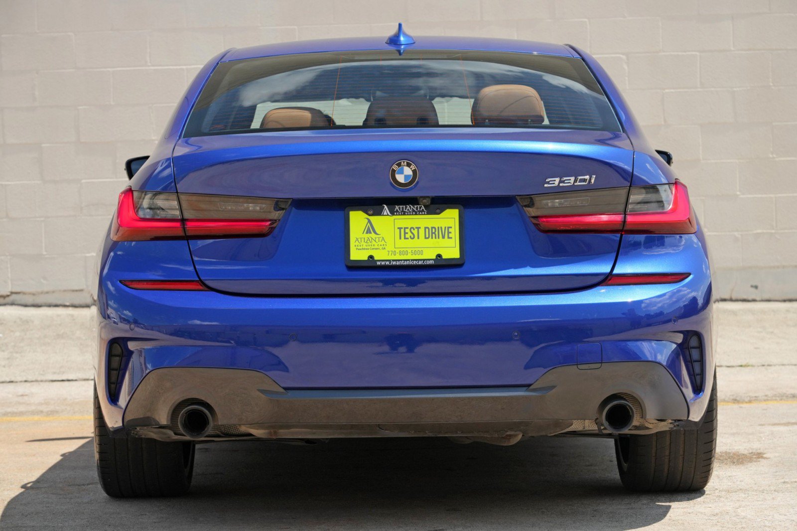 Used 2021 BMW 330i Sedan w/ M Sport Package RWD image 9