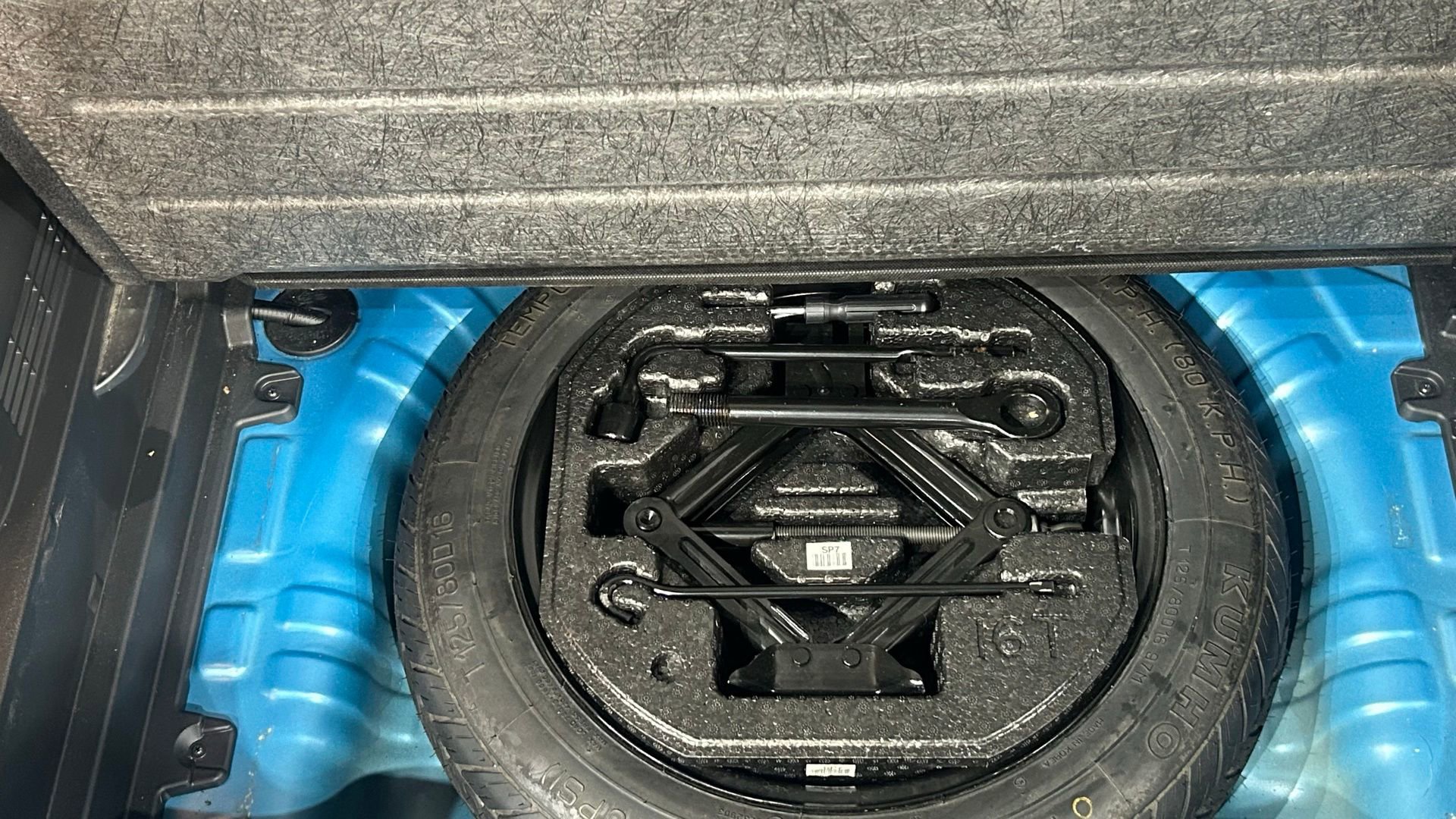 Used 2018 Hyundai Kona Limited image 30
