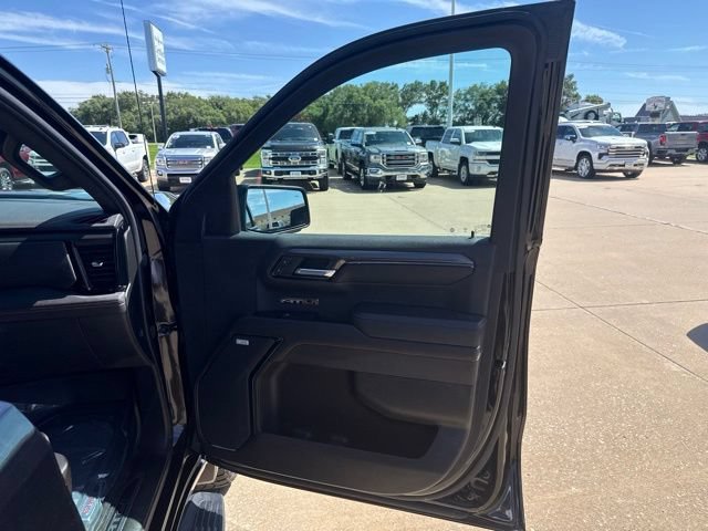 Used 2023 GMC Sierra 1500 AT4 w/ AT4 Premium Package AWD/4WD image 15