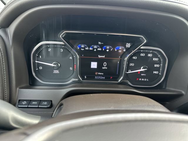 Used 2022 GMC Sierra 3500 Denali w/ Denali Ultimate Package image 12