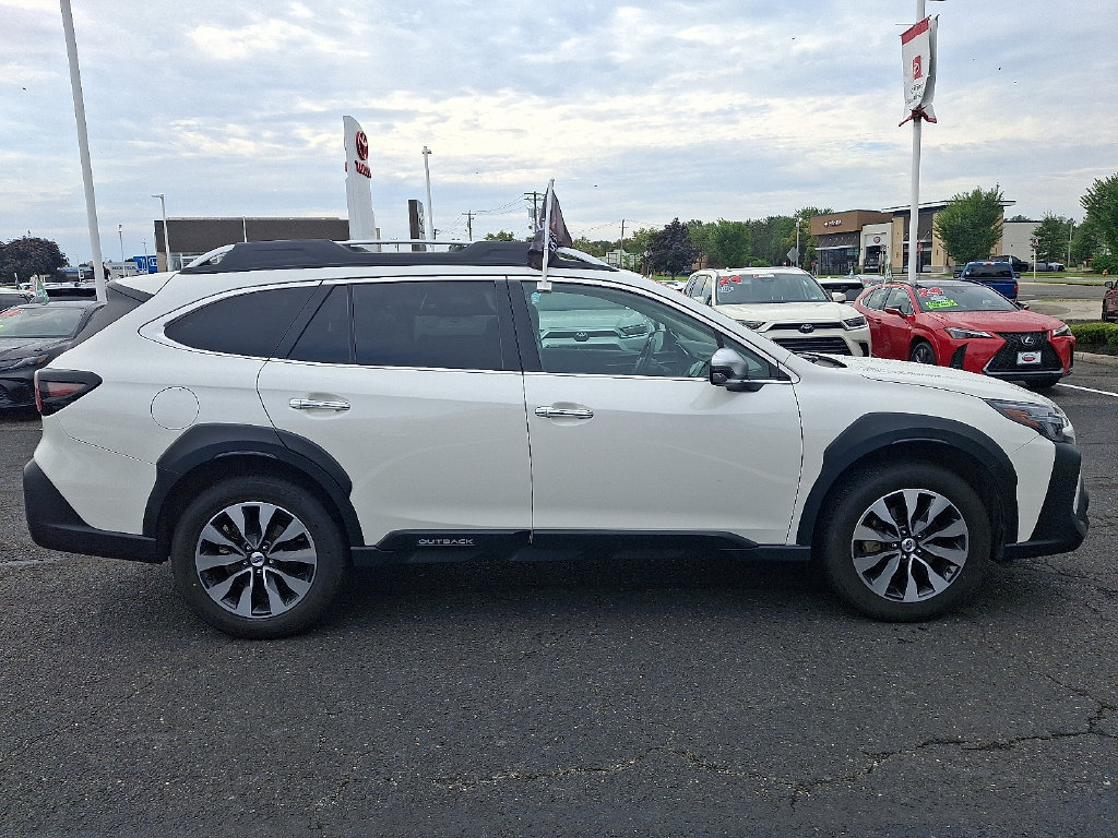 Used 2024 Subaru Outback Touring XT AWD/4WD image 7