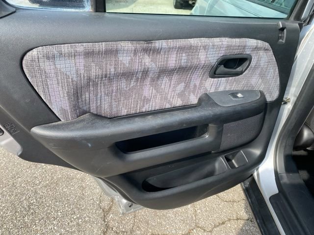 Used 2003 Honda CR-V LX image 19