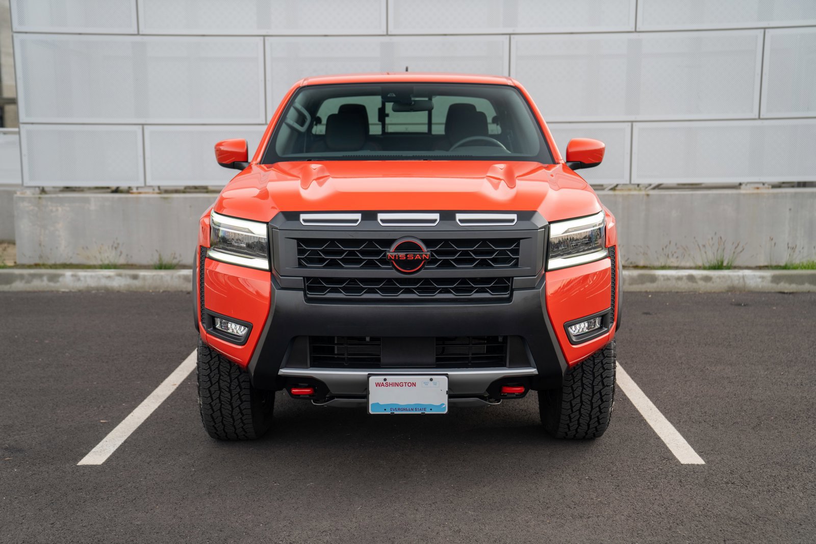 Used 2025 Nissan Frontier PRO-4X image 6