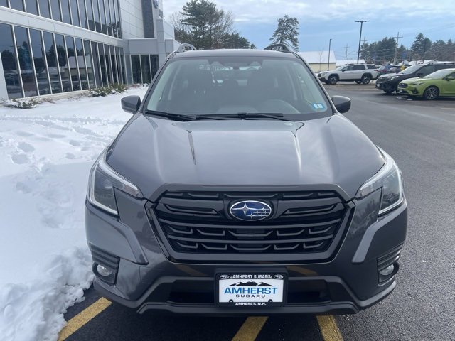 Used 2023 Subaru Forester Premium image 2