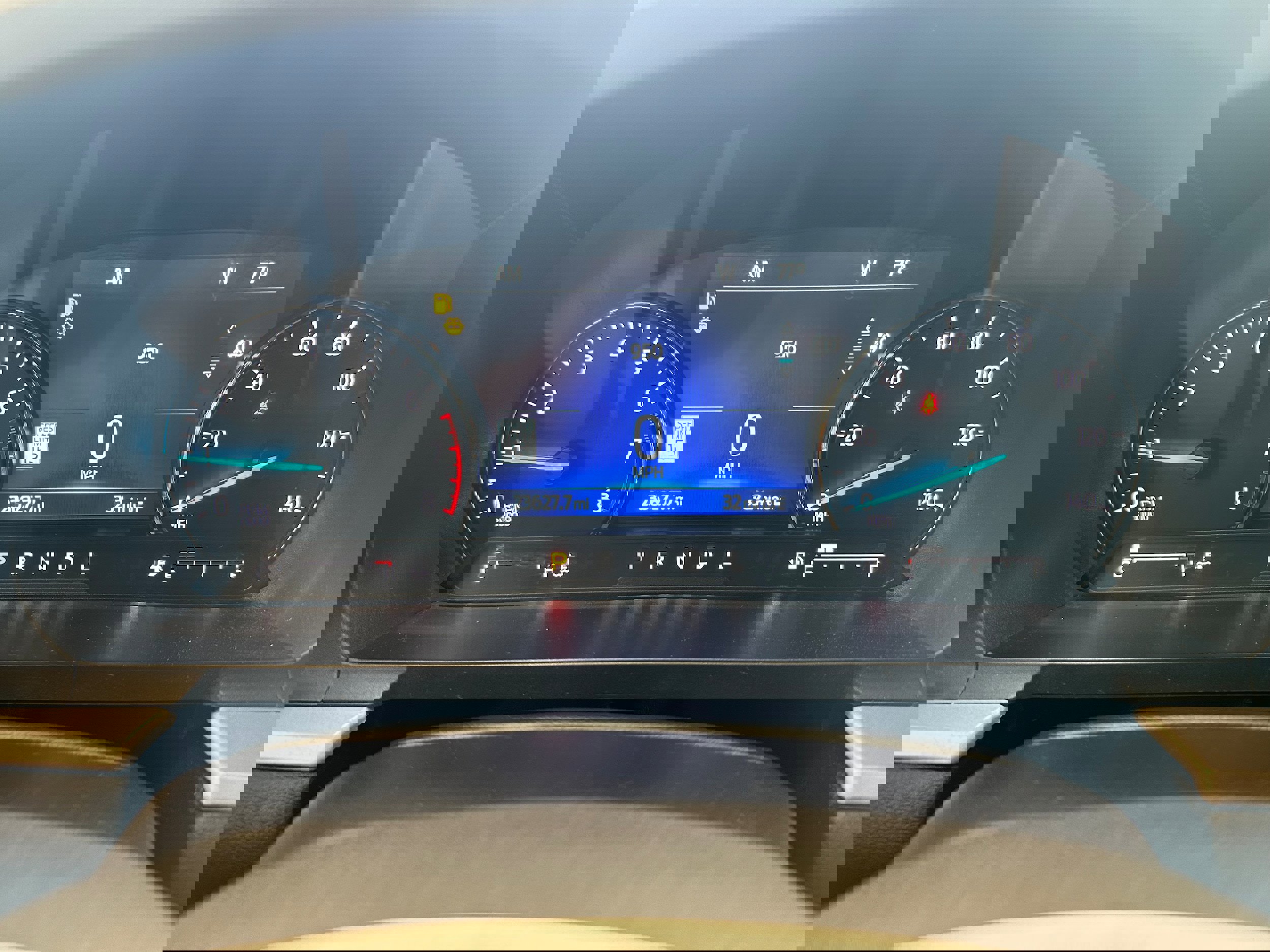 Used 2023 Ford Explorer XLT w/ Equipment Group 202A image 25