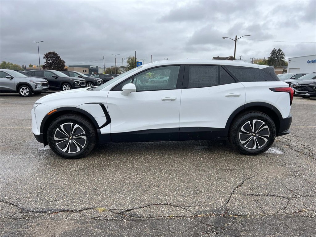 New 2026 Chevrolet Blazer EV LT image 2