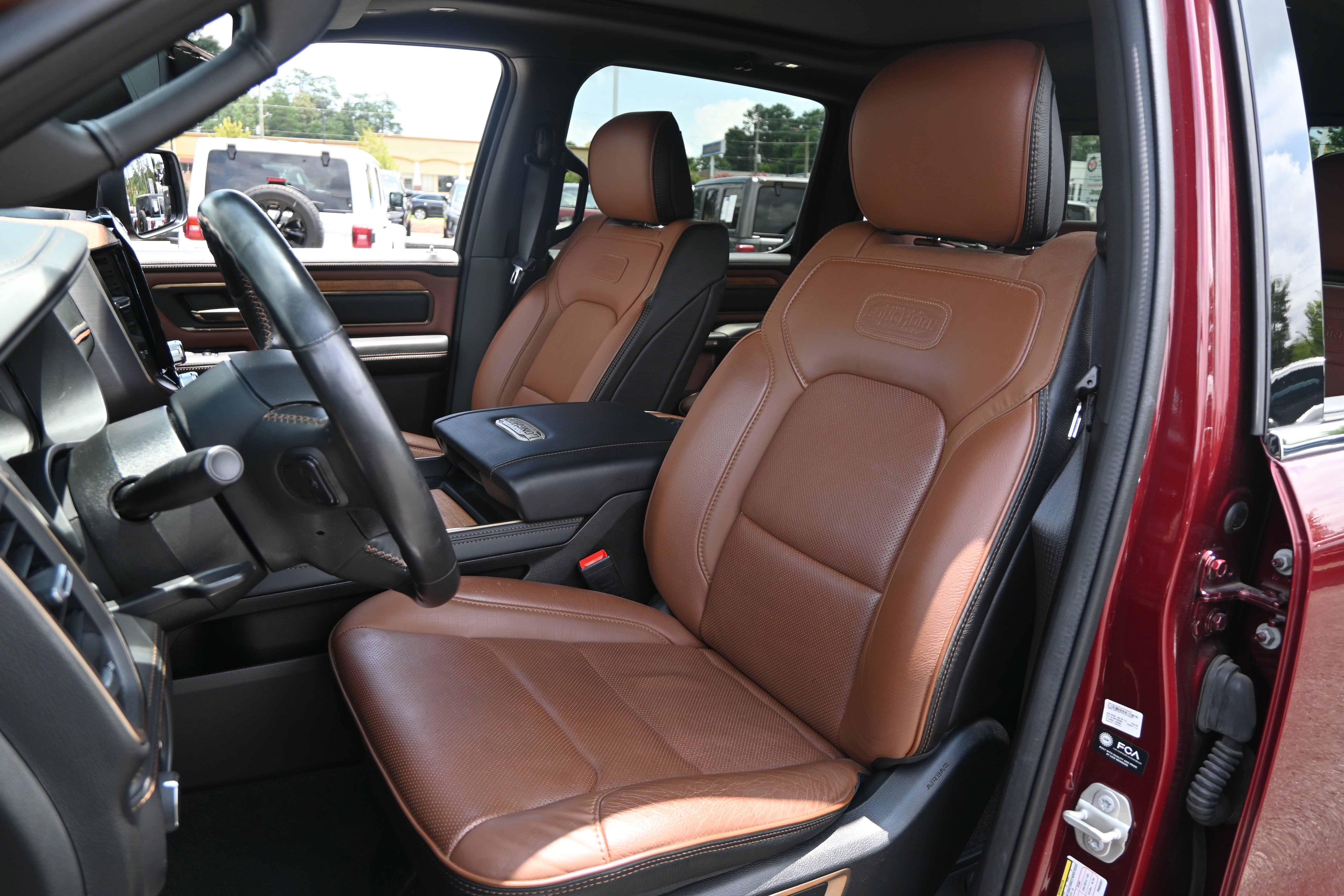 Used 2023 RAM 1500 Limited AWD/4WD image 17
