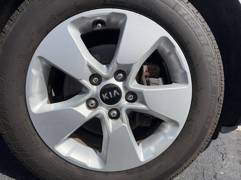 Used 2019 Kia Soul FWD image 35