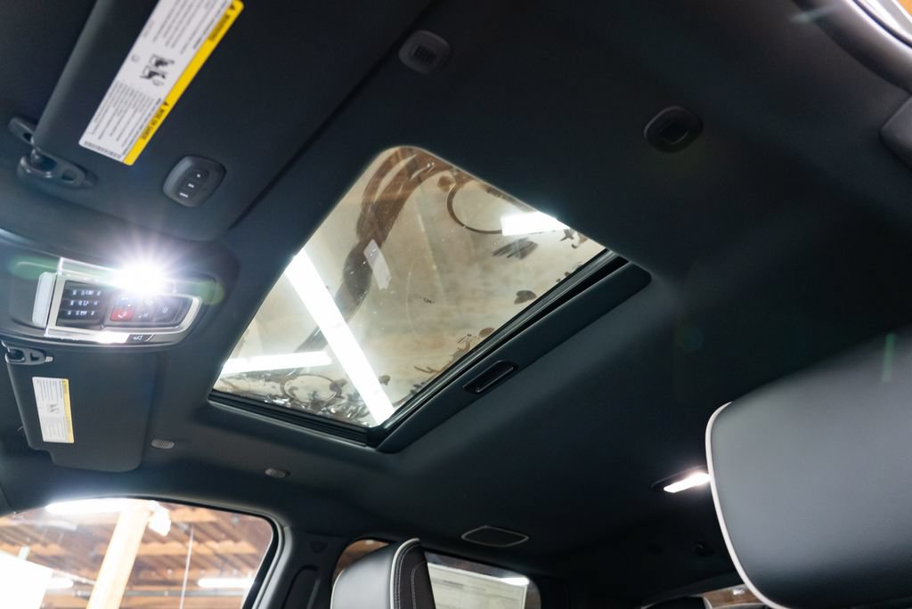 New 2026 RAM 2500 Laramie AWD/4WD image 23