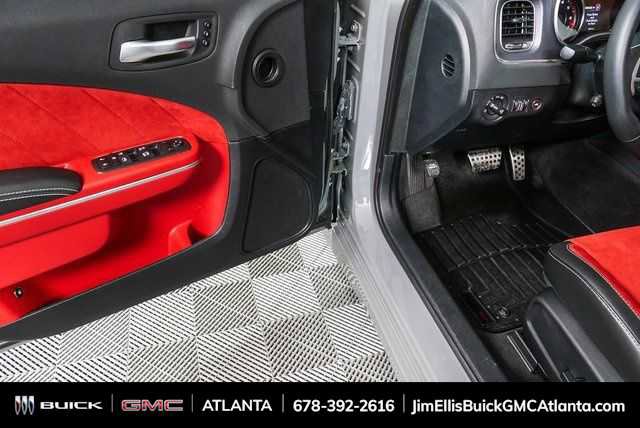 Used 2018 Dodge Charger SRT w/ Harman/Kardon Audio Group image 8