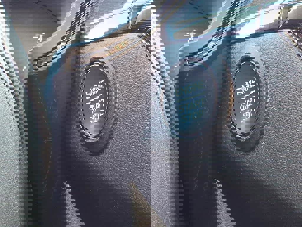 Used 2023 Ford Escape ST-Line w/ Cold Weather Package image 10