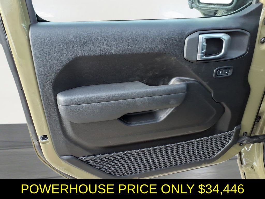 New 2026 Jeep Gladiator Sport image 13