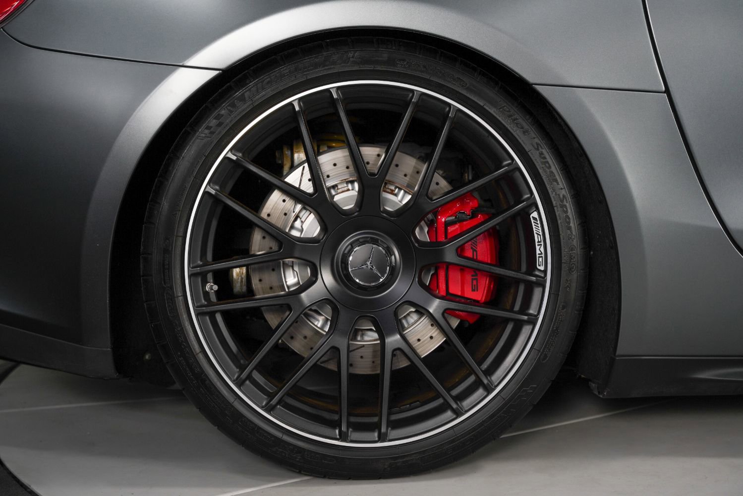 Used 2017 Mercedes-Benz AMG GT Coupe image 26