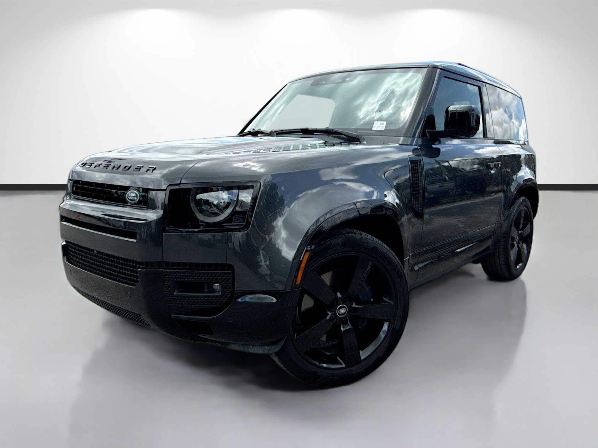 Used 2025 Land Rover Defender 90 X-Dynamic SE