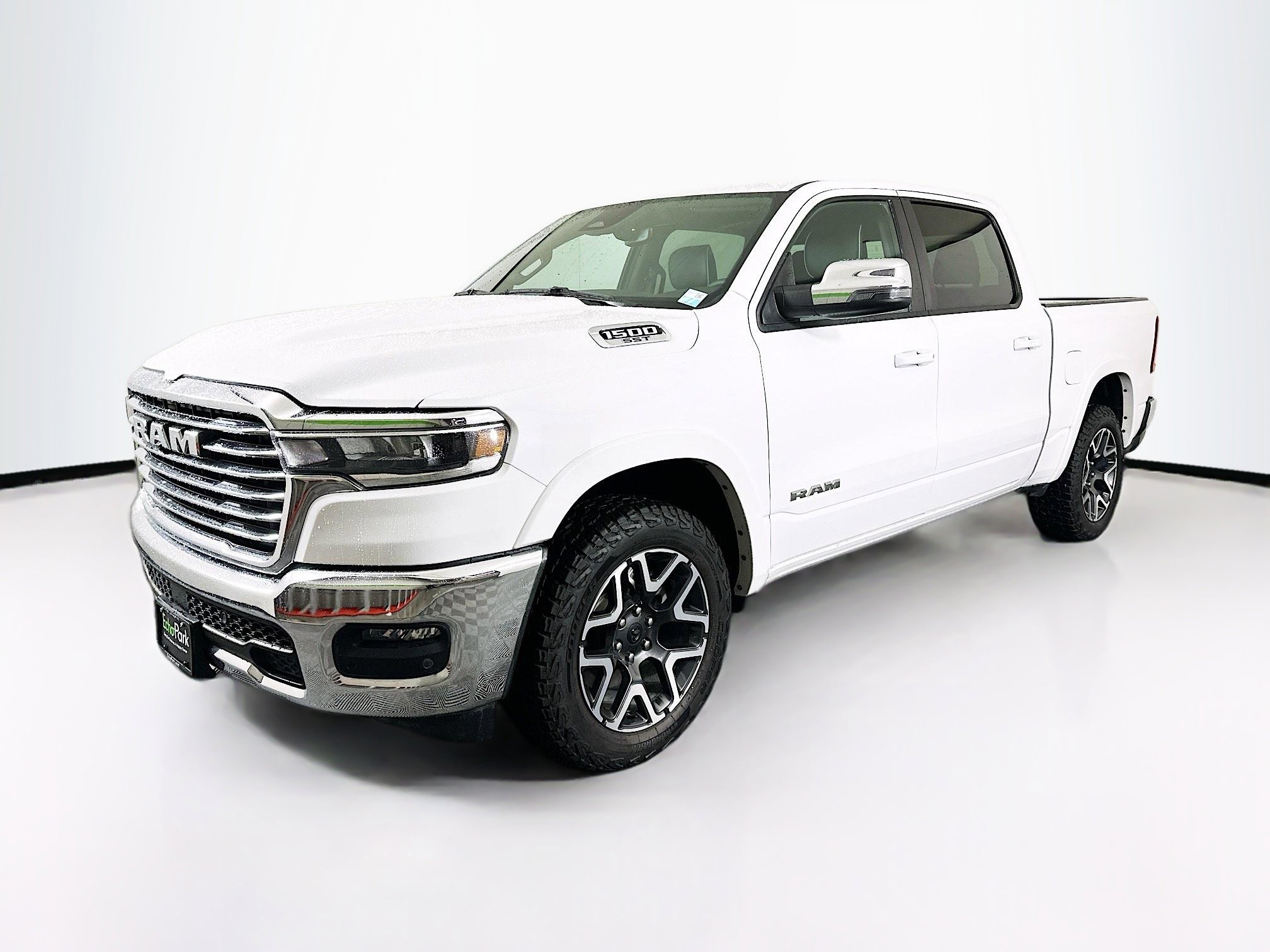 Used 2025 RAM 1500 Laramie image 3