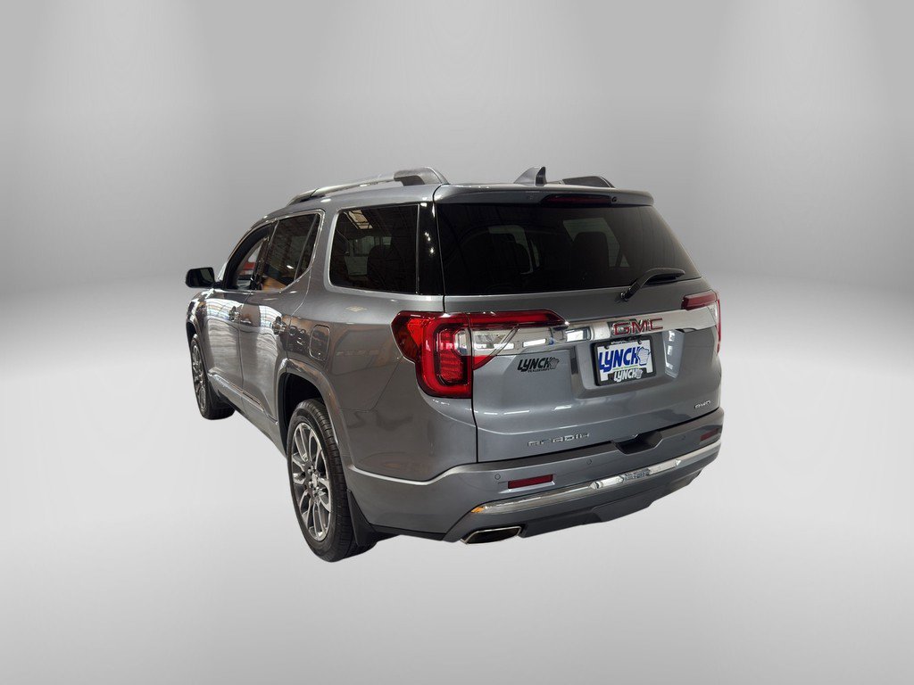 Used 2022 GMC Acadia Denali w/ GMC Pro Grade Package image 4