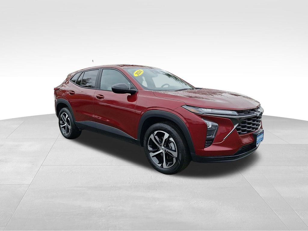 Certified 2024 Chevrolet Trax RS image 1