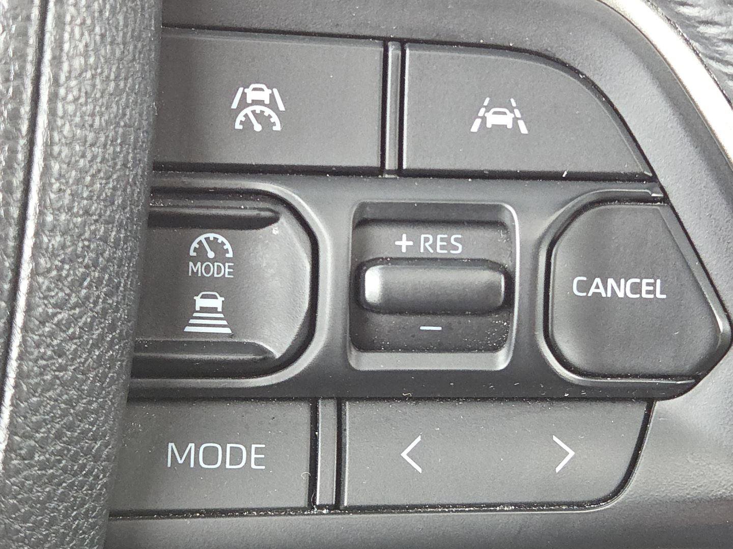 Used 2024 Toyota Tacoma Limited w/ Limited Package (LT) AWD/4WD image 26