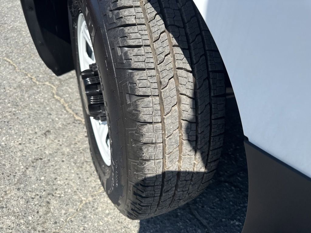 Used 2024 Chevrolet Brightdrop 600 w/ Battery Pack, Max Range image 22