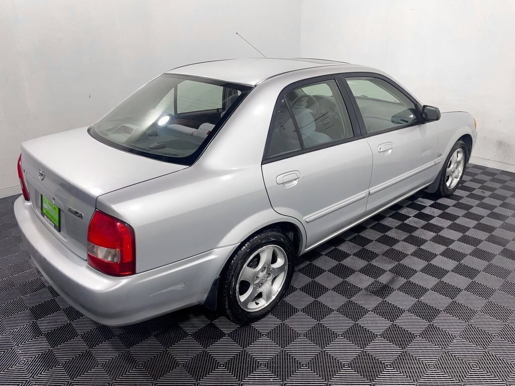 Used 2000 MAZDA Protege ES FWD image 4